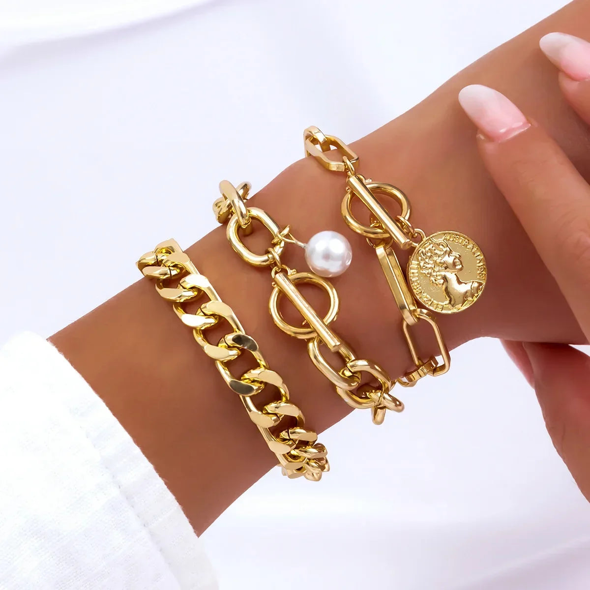 4pcs Set Luxury Pearl Chain Beaded Bracelet for Women Exquisite Charm Gold Color Stainless Steel Bangle Jewelry Set